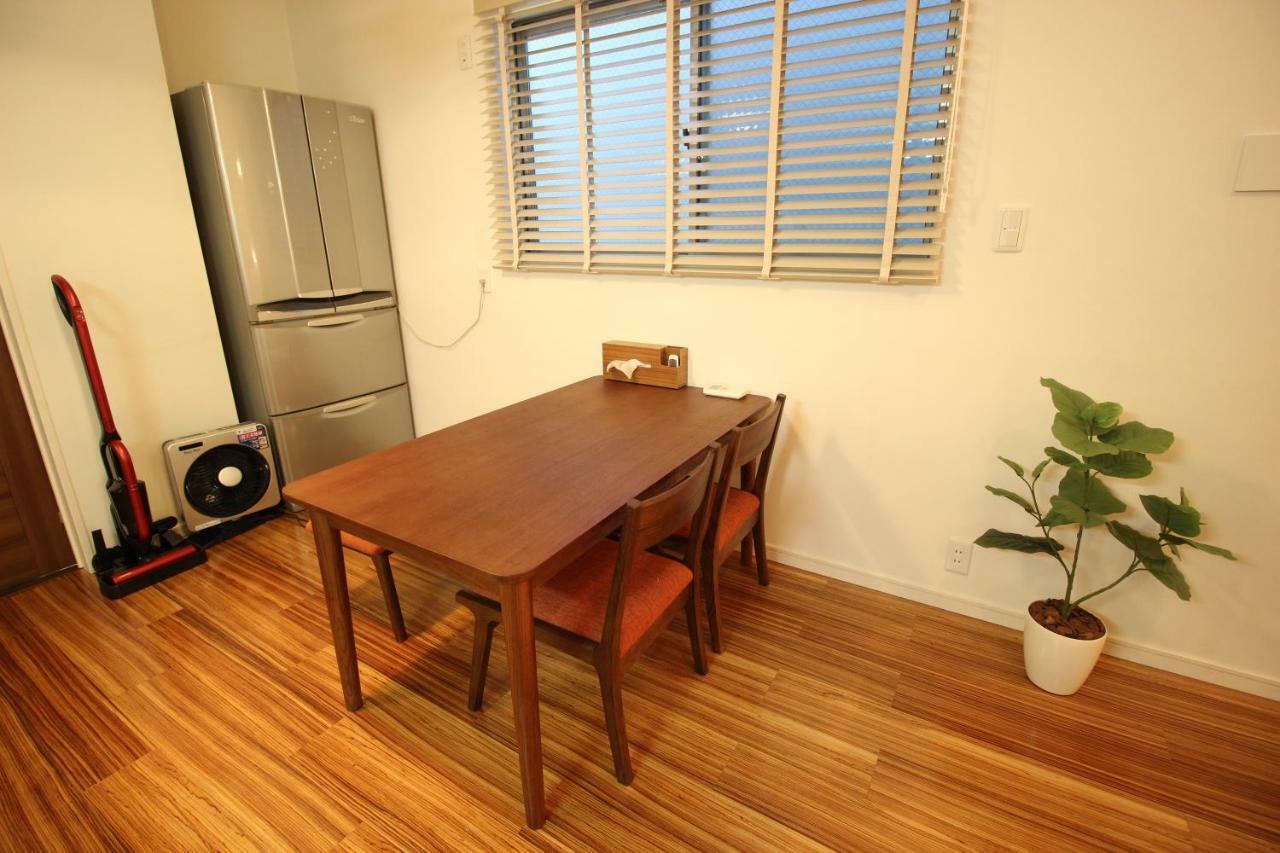 Aguri Home Ōsaka Exterior foto