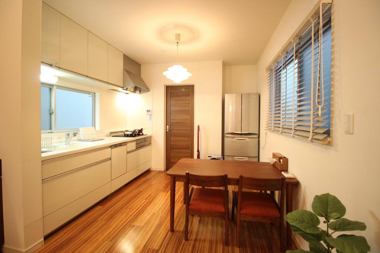 Aguri Home Ōsaka Exterior foto